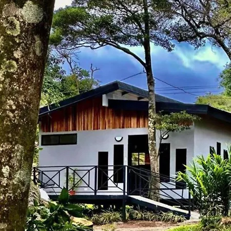 Roca Verde - Monteverde Cloud Forest Lodging Exterior photo