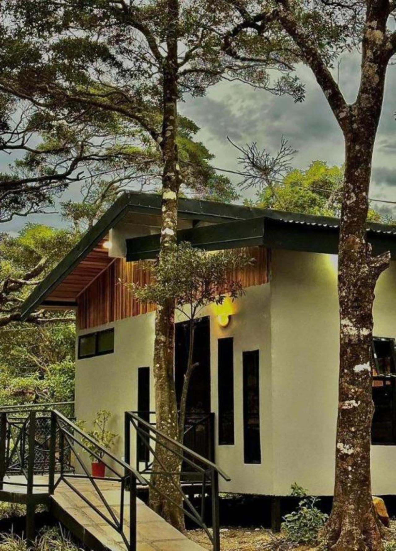 Roca - Cloud Forest Holiday home